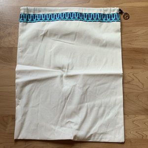 Tory Burch- shoe duster bag, brand new